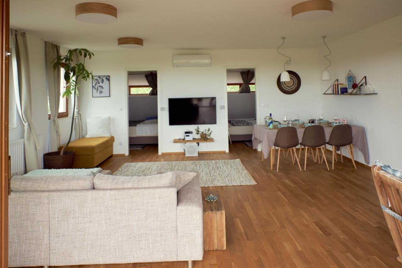Hello Balaton Appartement Alsóörs Buitenkant foto